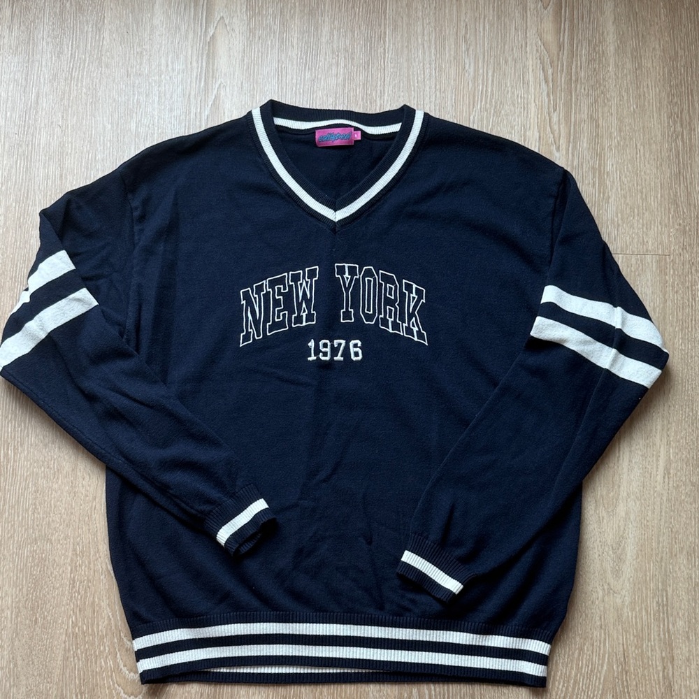 New York 1976 Black and White Oversized Sweater - Picture 3 of 3